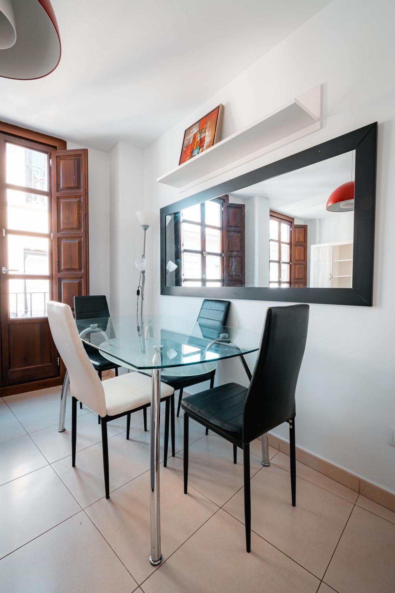 Qh Elvira Apartment Granada Exterior foto
