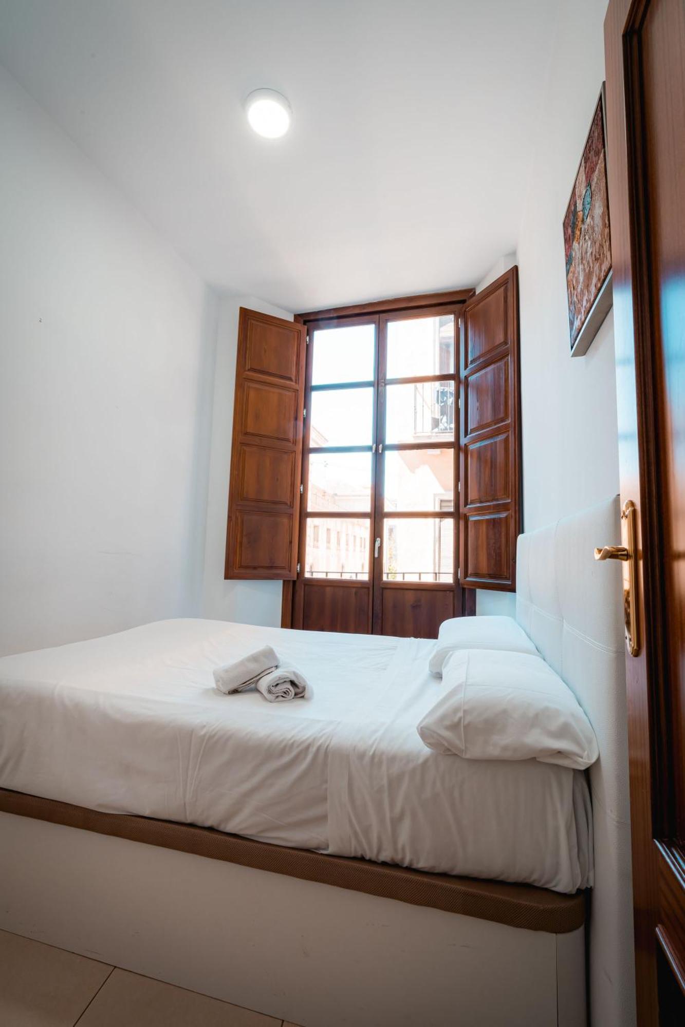 Qh Elvira Apartment Granada Exterior foto